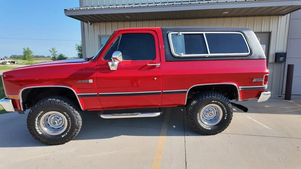 1988 GMC Jimmy 2nd Gen - Image 10 of 20