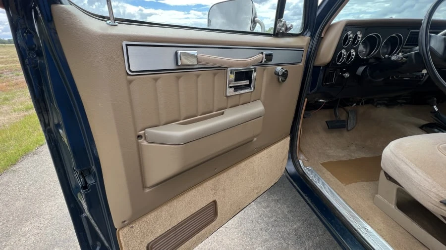 1988 GMC Jimmy 2nd Gen - Image 7 of 11