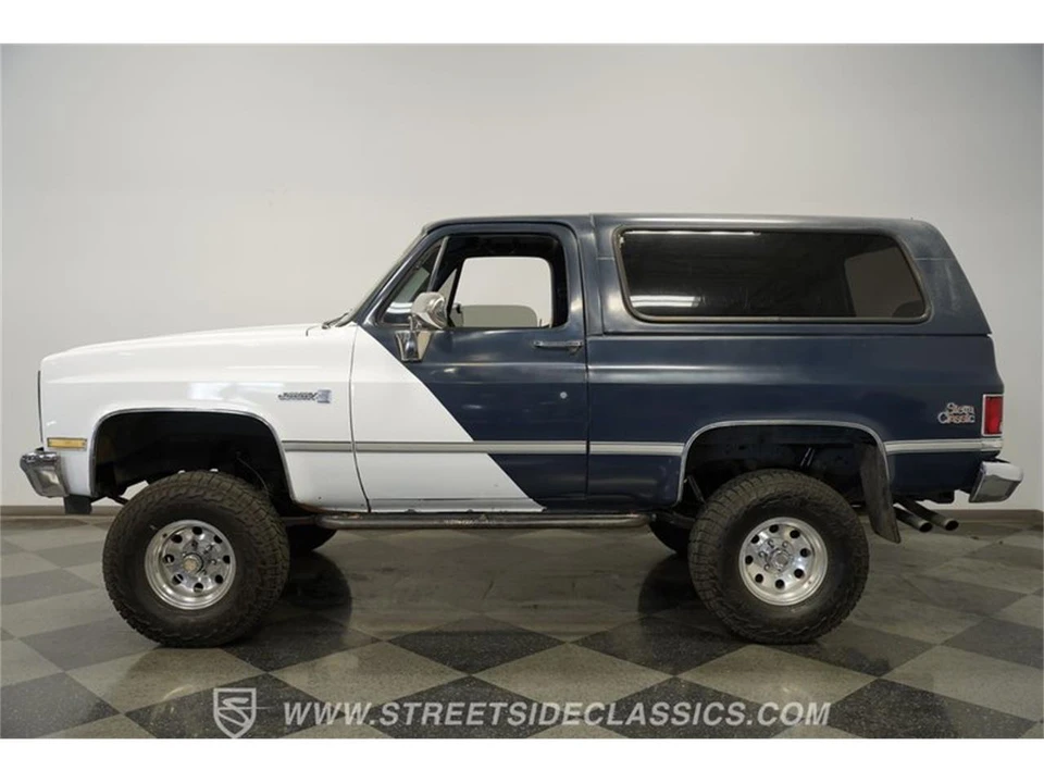1988 GMC Jimmy 2nd Gen - Image 2 of 31