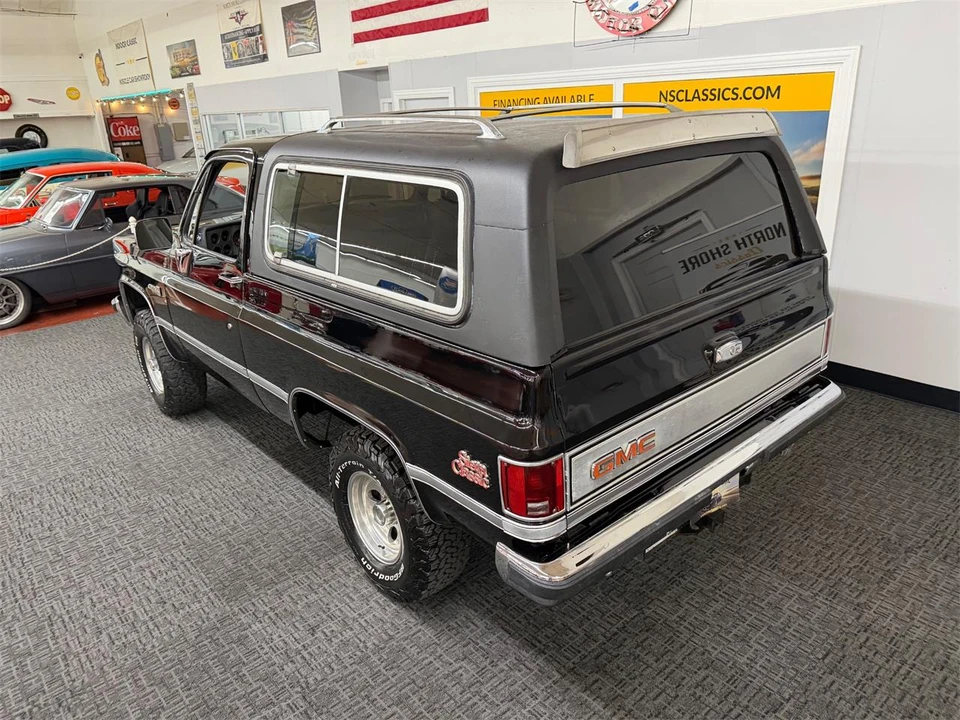 1988 GMC Jimmy 2nd Gen - Image 16 of 31