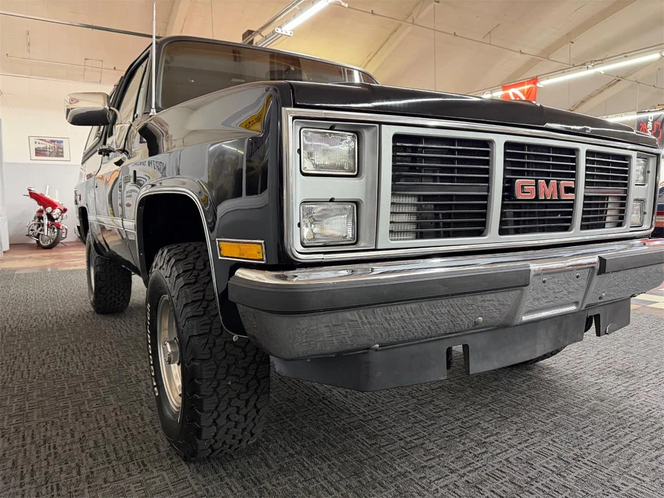 1988 GMC Jimmy 2nd Gen - Image 7 of 31