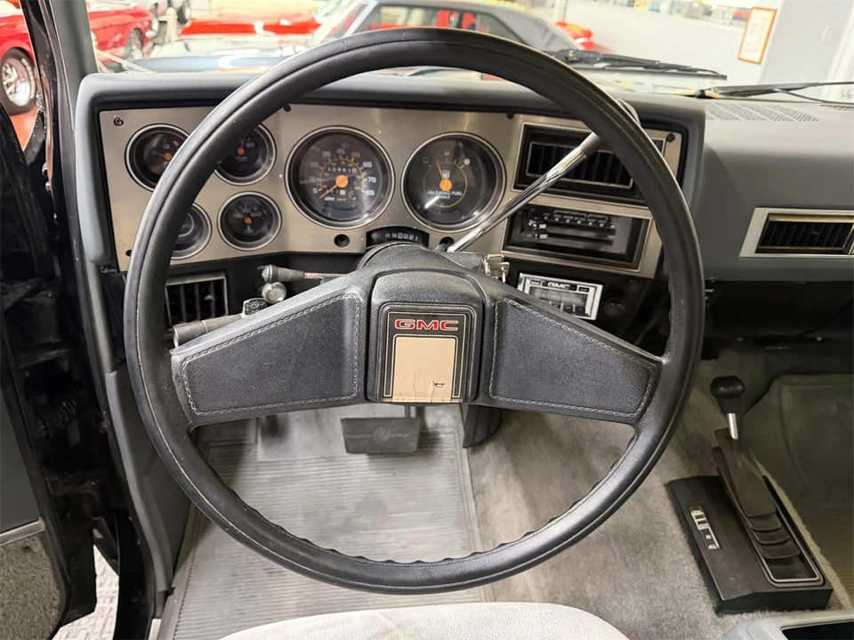 1988 GMC Jimmy 2nd Gen - Image 29 of 31