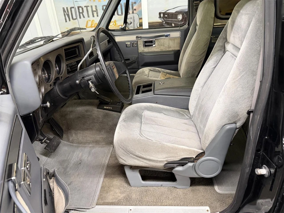 1988 GMC Jimmy 2nd Gen - Image 26 of 31