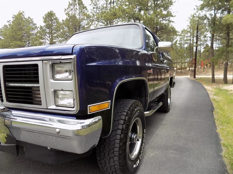 1988 GMC Jimmy 2nd Gen - Image 9 of 14