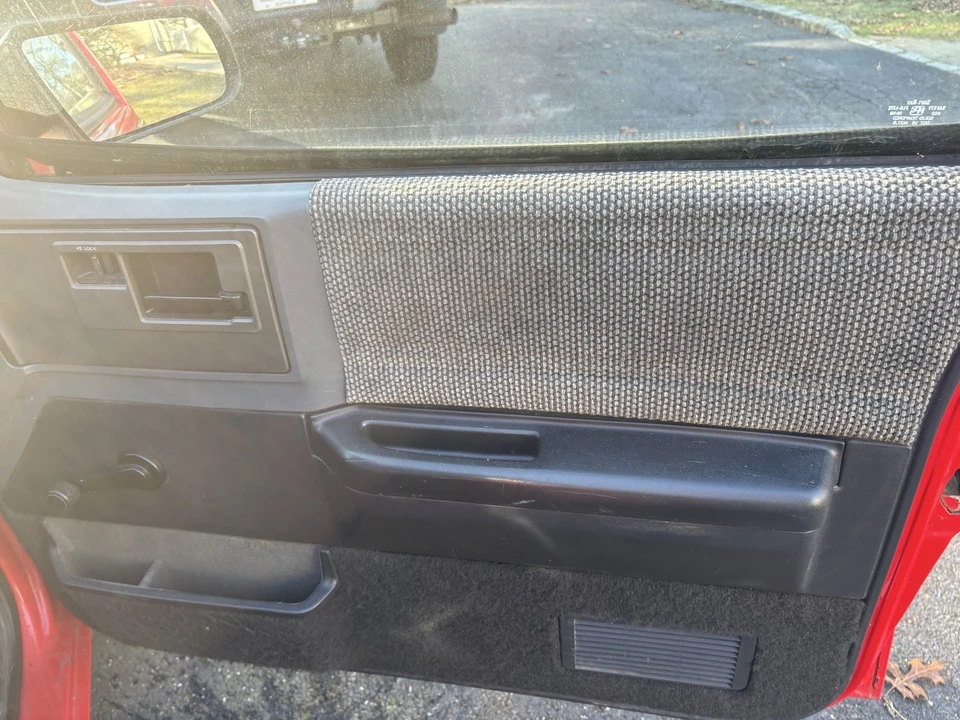 1988 GMC Jimmy 2nd Gen - Image 11 of 14