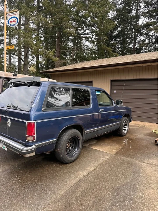 1988 GMC Jimmy 2nd Gen - Image 2 of 3