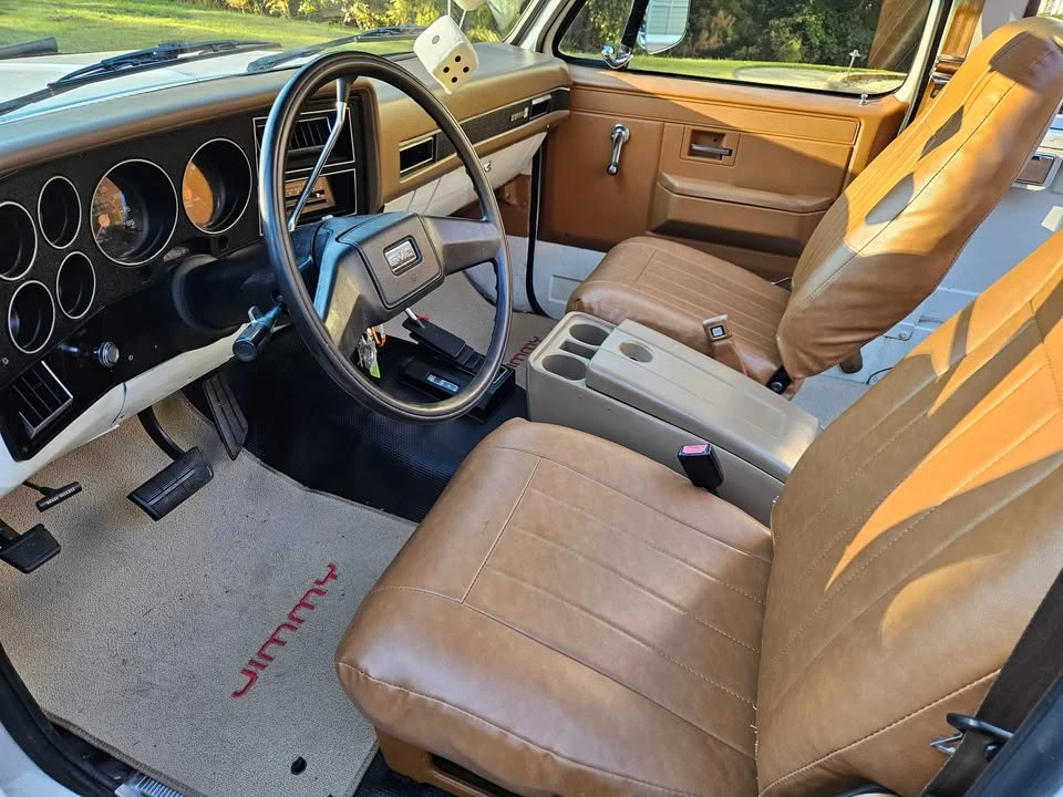 1988 GMC Jimmy 2nd Gen - Image 5 of 6
