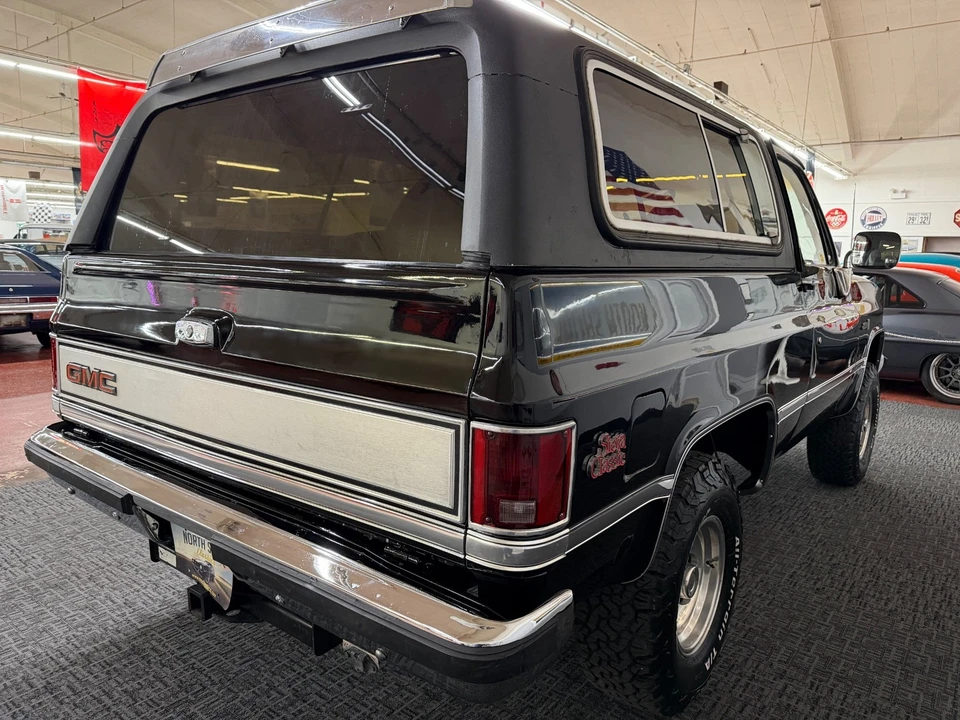 1988 GMC Jimmy 2nd Gen - Image 26 of 31
