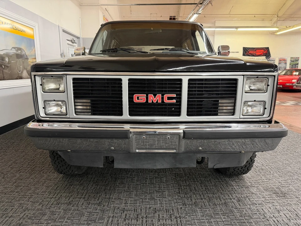 1988 GMC Jimmy 2nd Gen - Image 7 of 31