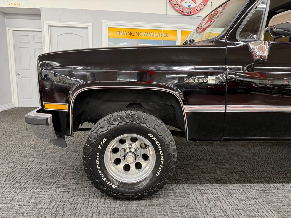 1988 GMC Jimmy 2nd Gen - Image 19 of 31