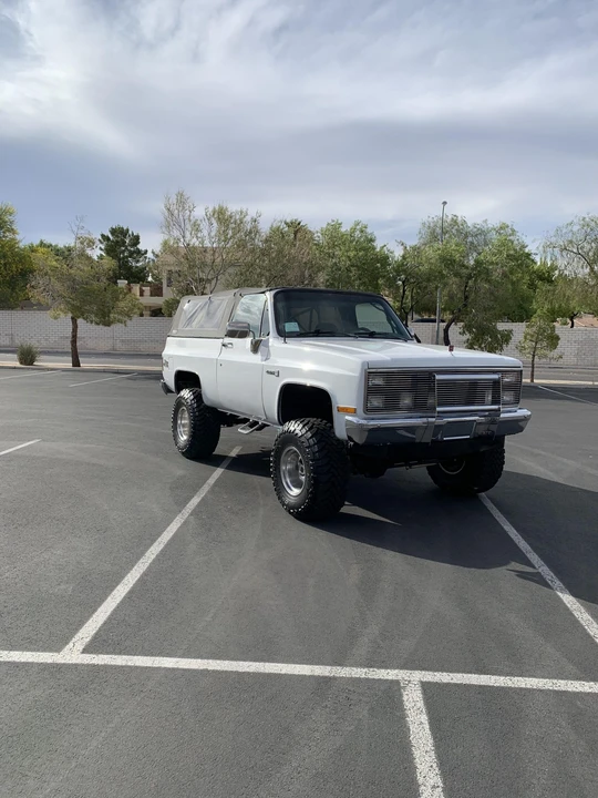1988 GMC Jimmy 2nd Gen - Image 26 of 31