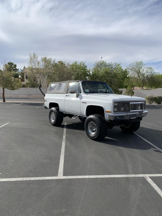 1988 GMC Jimmy 2nd Gen - Image 25 of 31