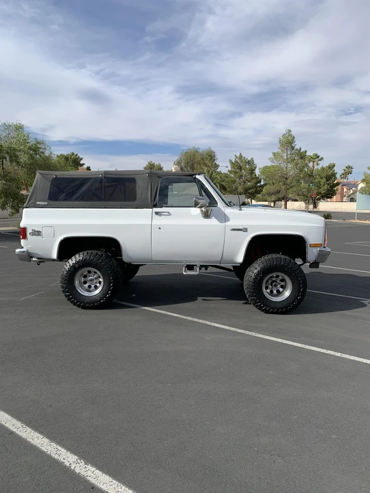 1988 GMC Jimmy 2nd Gen - Image 21 of 31