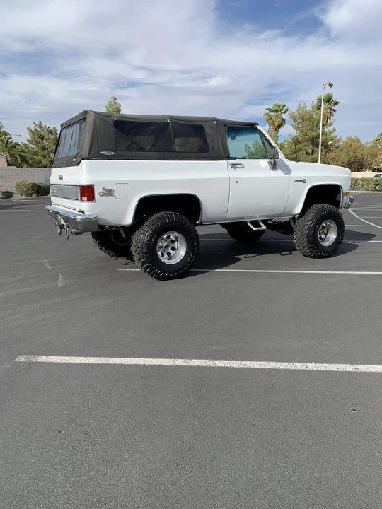 1988 GMC Jimmy 2nd Gen - Image 18 of 31