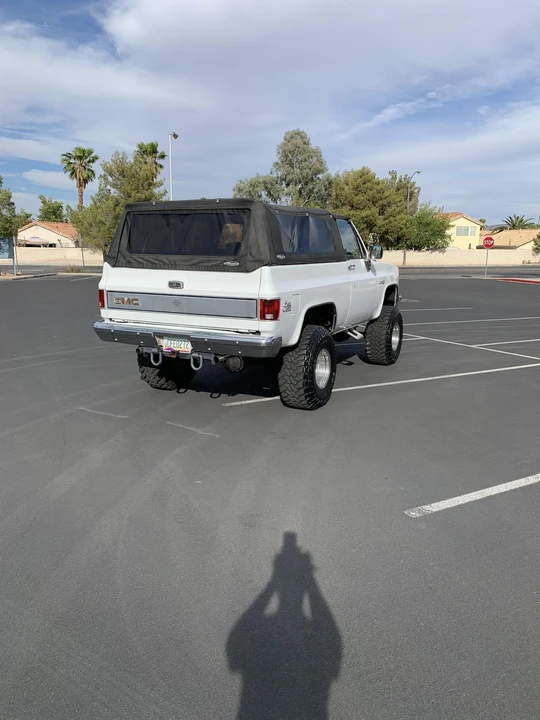 1988 GMC Jimmy 2nd Gen - Image 16 of 31