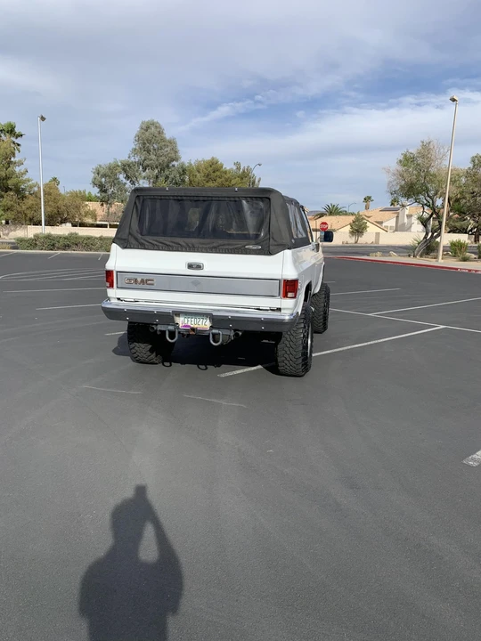 1988 GMC Jimmy 2nd Gen - Image 15 of 31
