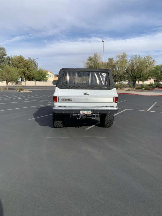 1988 GMC Jimmy 2nd Gen - Image 14 of 31