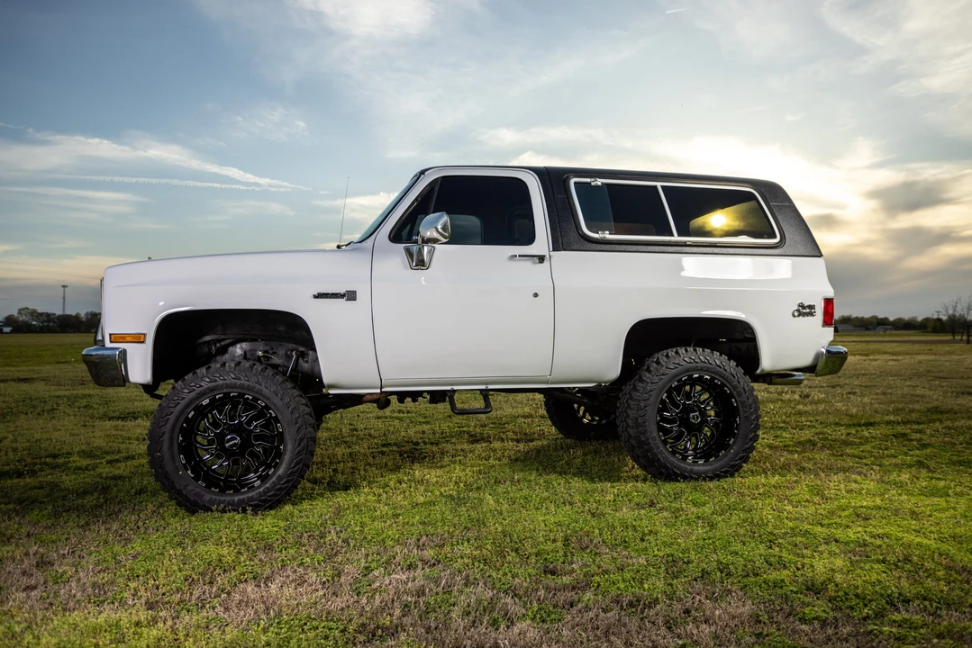 1988 GMC Jimmy 2nd Gen - Image 18 of 31