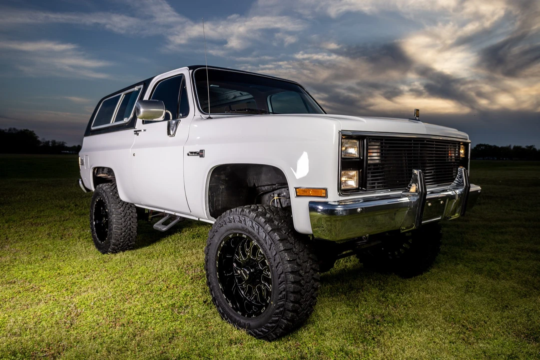 1988 GMC Jimmy 2nd Gen - Image 10 of 31