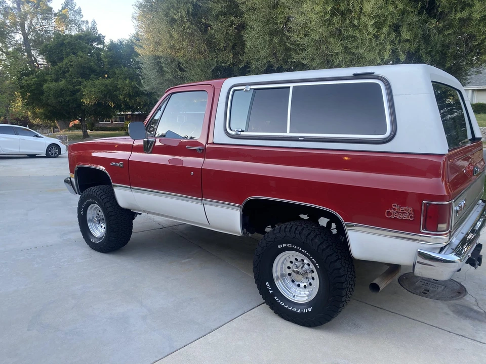 1988 GMC Jimmy 2nd Gen - Image 16 of 31