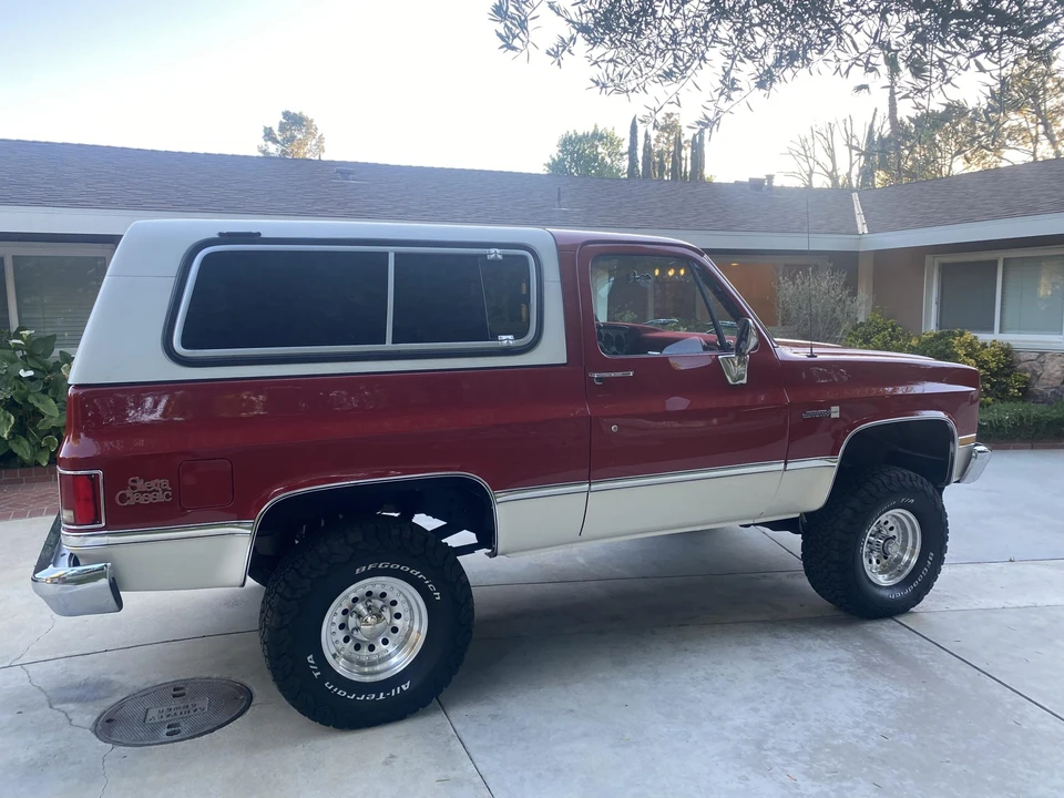 1988 GMC Jimmy 2nd Gen - Image 18 of 31