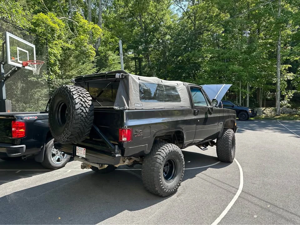 1988 GMC Jimmy 2nd Gen - Image 4 of 18