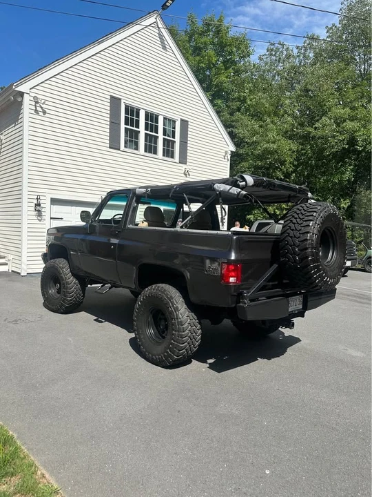 1988 GMC Jimmy 2nd Gen - Image 5 of 18
