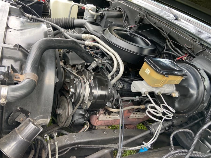 1988 GMC Jimmy 2nd Gen - Image 9 of 12