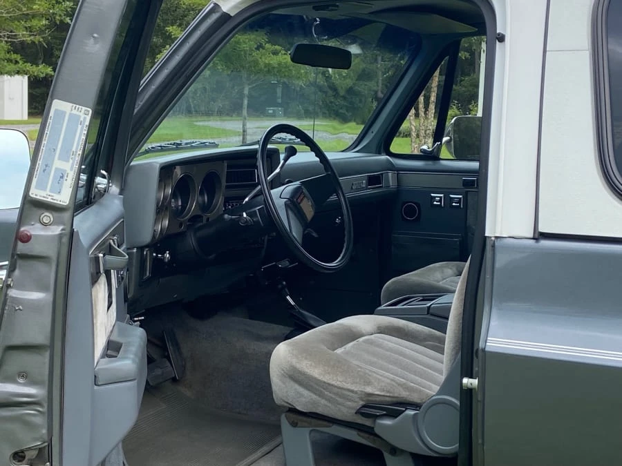 1988 GMC Jimmy 2nd Gen - Image 7 of 12