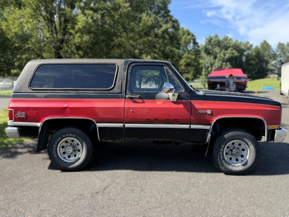 1988 GMC Jimmy 2nd Gen - Image 4 of 25