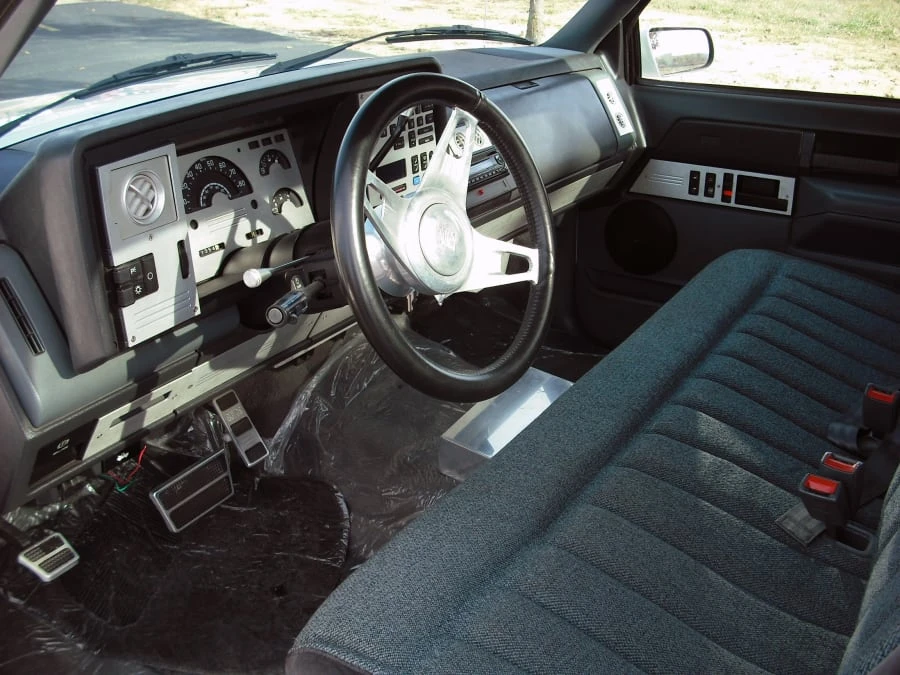1988 GMC Sierra 1st Gen - Image 4 of 8