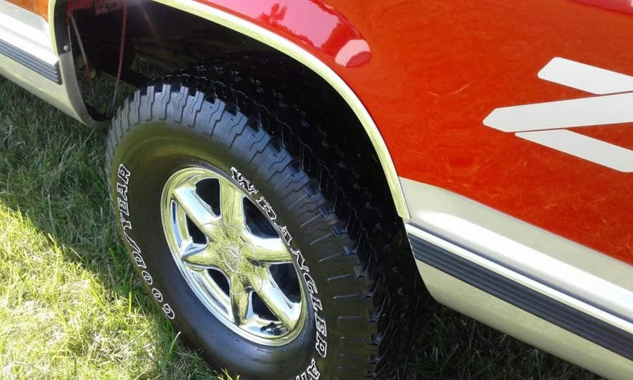 1988 GMC Sierra 1st Gen - Image 10 of 11