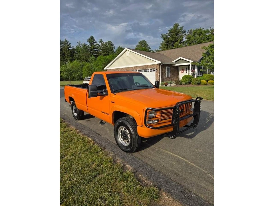 1988 GMC Sierra 1st Gen - Image 3 of 18