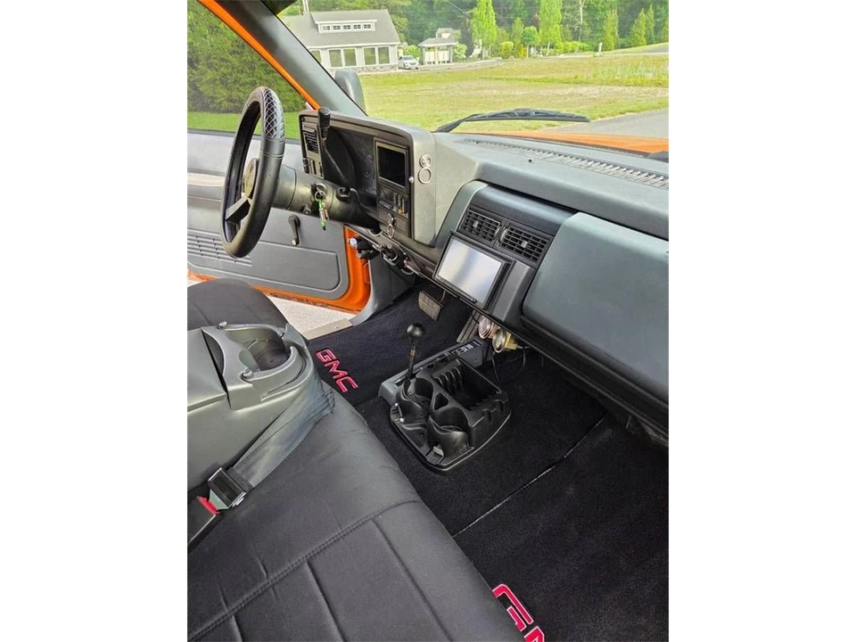 1988 GMC Sierra 1st Gen - Image 14 of 18