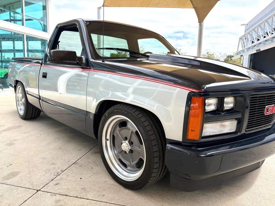 1988 GMC Sierra 1st Gen - Image 19 of 31