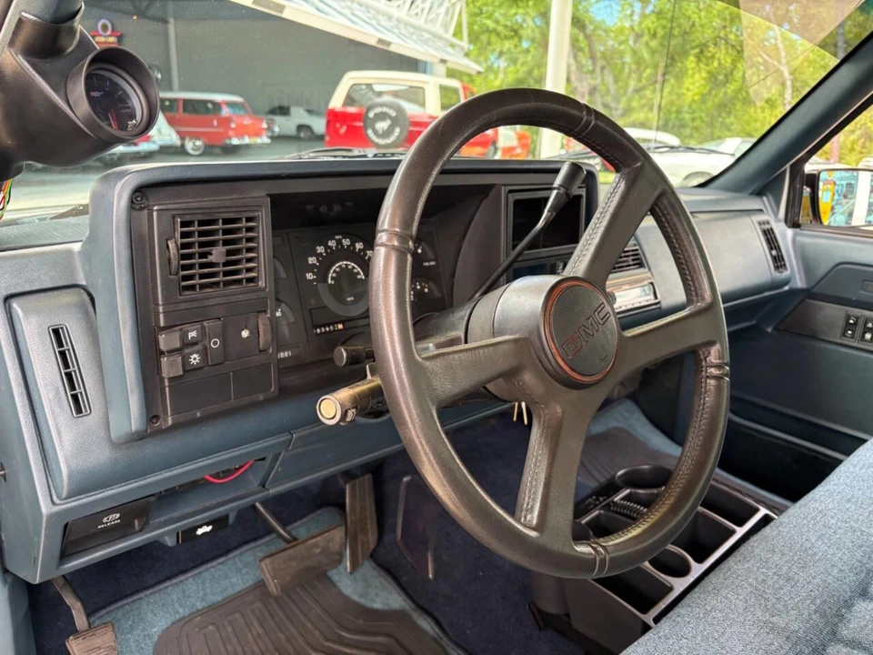 1988 GMC Sierra 1st Gen - Image 24 of 31