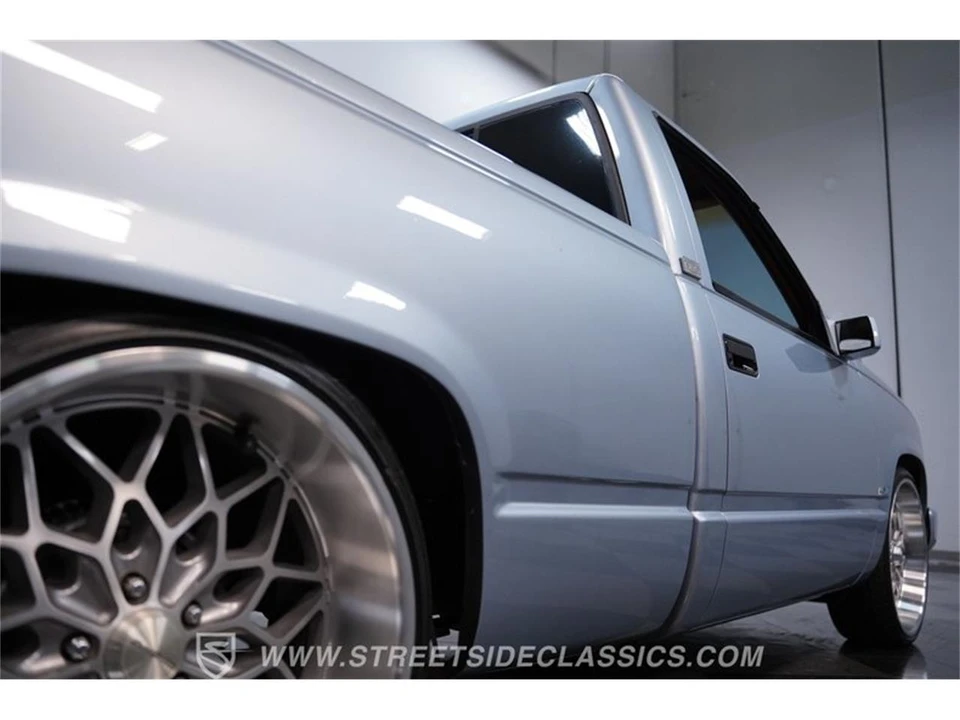 1988 GMC Sierra 1st Gen - Image 23 of 31