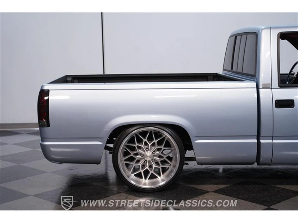 1988 GMC Sierra 1st Gen - Image 24 of 31
