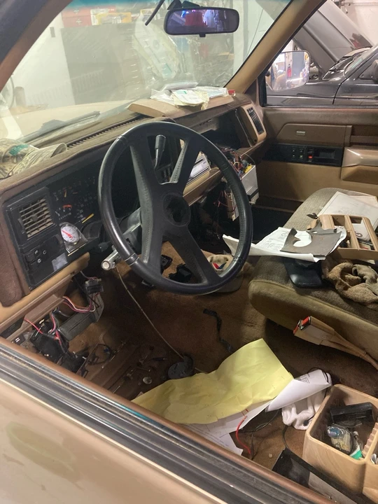 1988 GMC Sierra 1st Gen - Image 7 of 14