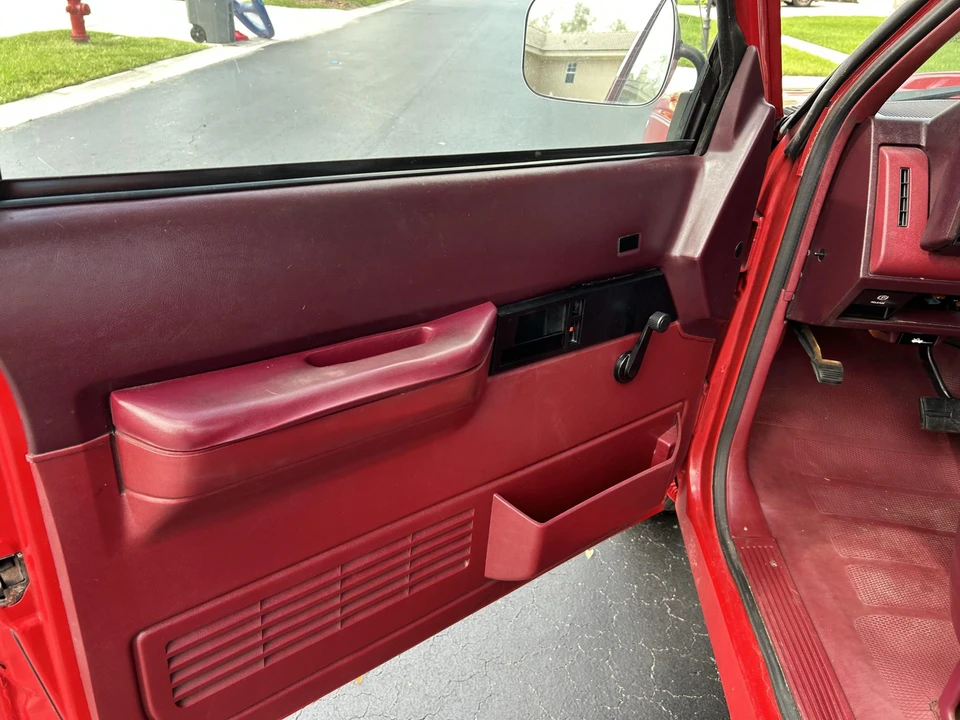 1988 GMC Sierra 1st Gen - Image 27 of 31