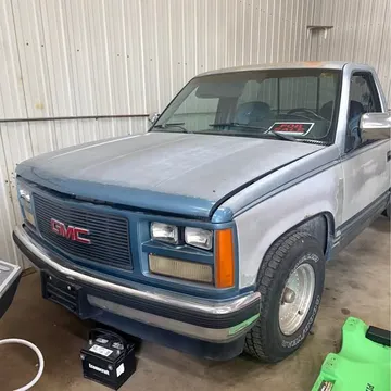 1988 GMC Sierra 1500 Regular Cab SL Pickup 2D 8 ft