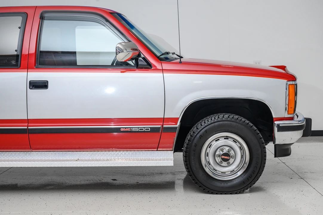 1988 GMC Sierra 1st Gen - Image 19 of 31