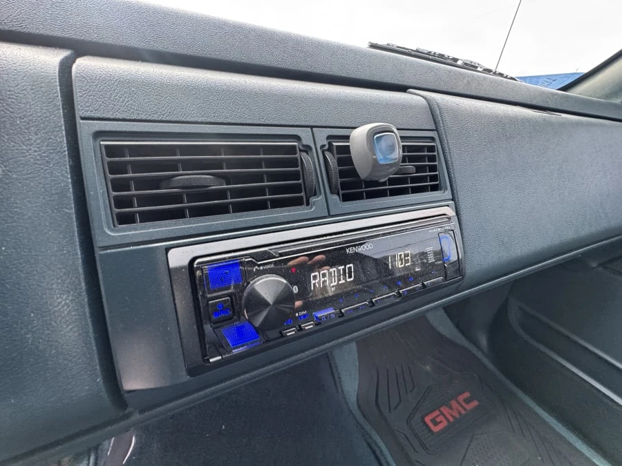 1988 GMC Sierra 1st Gen - Image 20 of 30