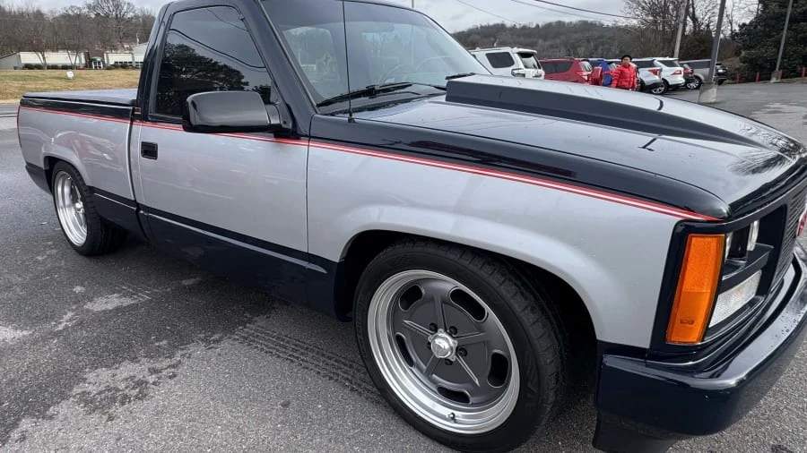 1988 GMC Sierra 1st Gen - Image 6 of 30