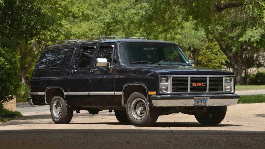 1988 GMC Suburban 7th Gen - Image 12 of 12