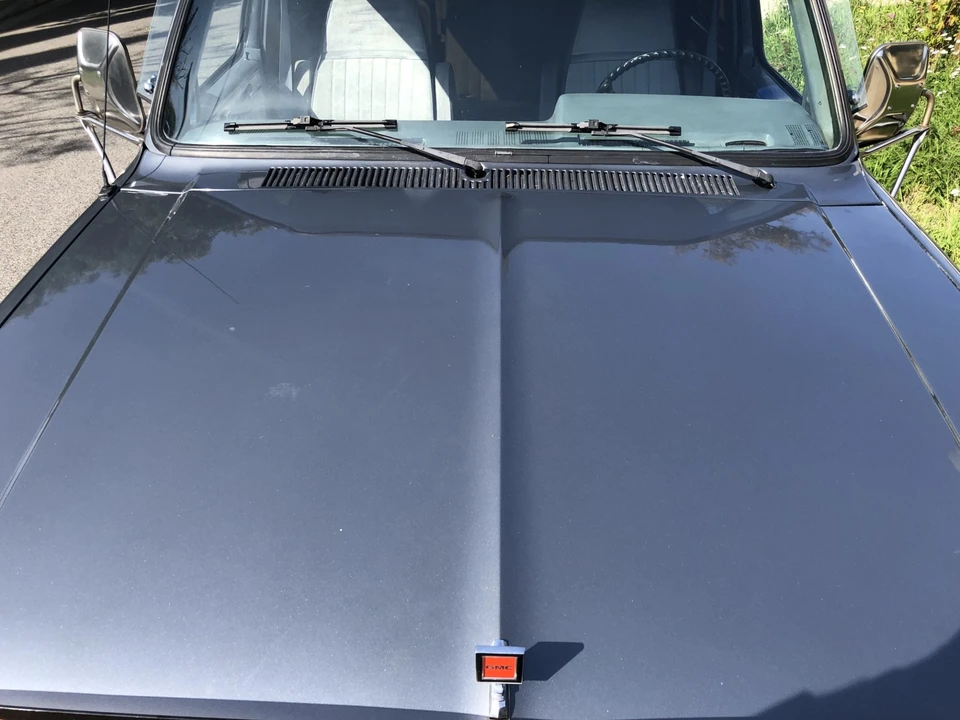 1988 GMC Suburban 7th Gen - Image 27 of 31