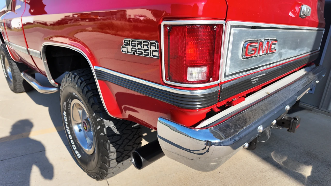 1988 GMC Jimmy 2nd Gen - Image 14 of 31