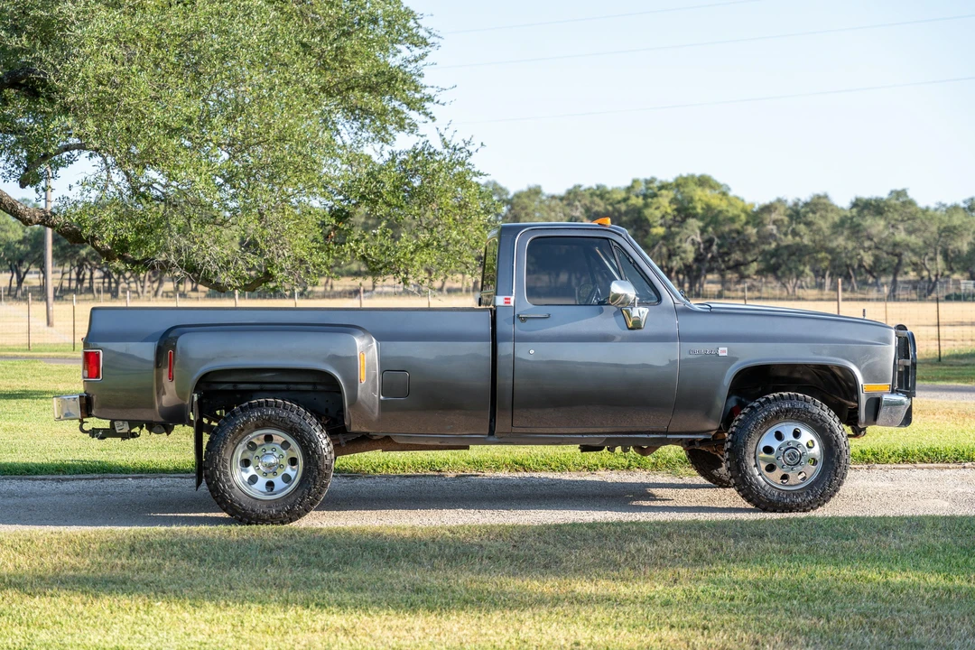 1988 GMC Sierra 1st Gen - Image 9 of 31
