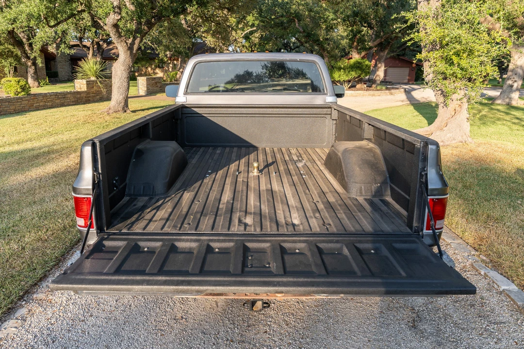 1988 GMC Sierra 1st Gen - Image 17 of 31