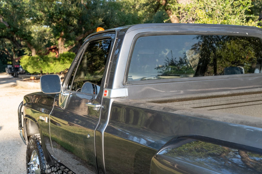 1988 GMC Sierra 1st Gen - Image 14 of 31